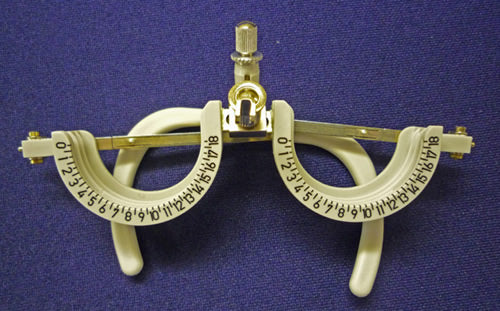 Oculus Trial Frame Half Eye for Children - Adjustable Bridge